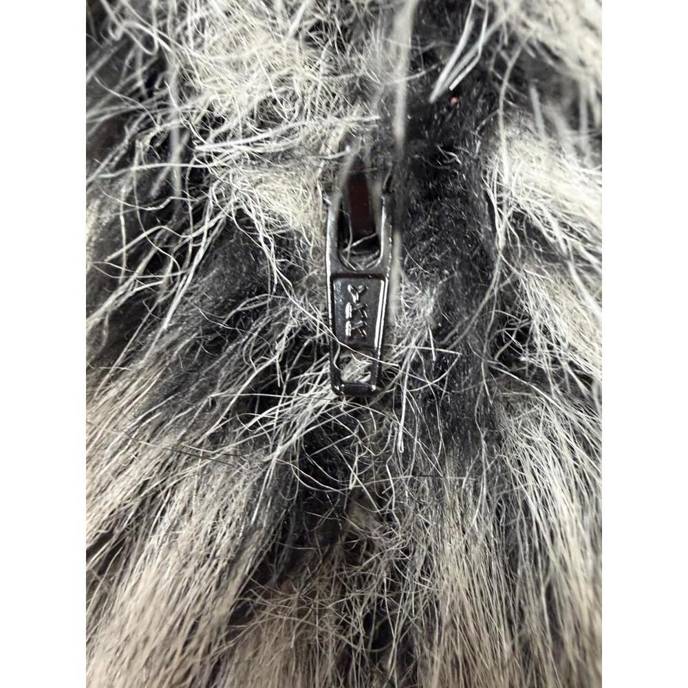 Chanel Faux Fur Knee High Boots Sz 38.5 Italy Sculpted Heel RARE - Picture 8 of 11